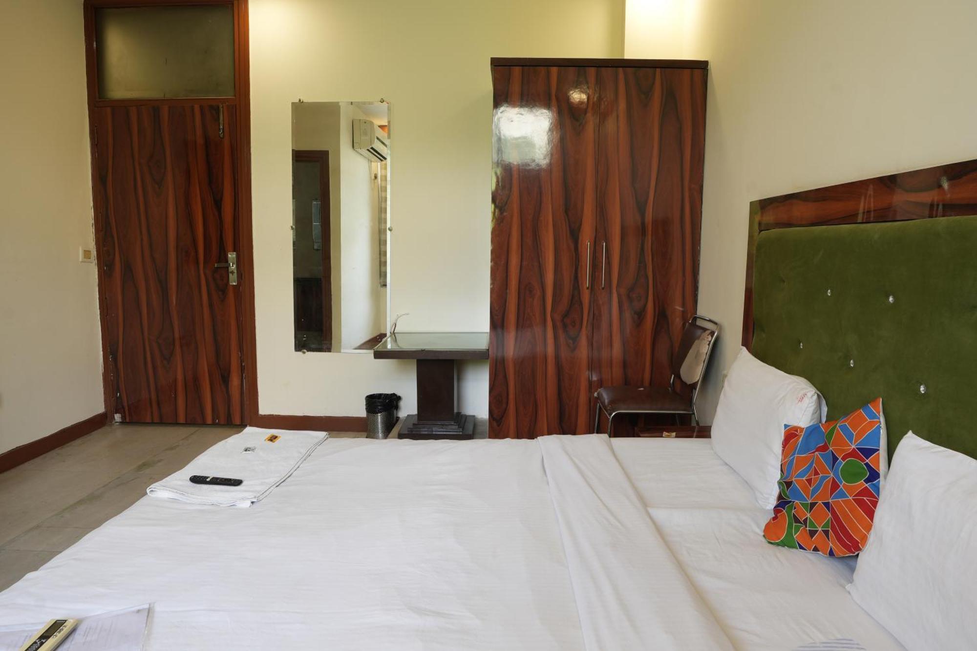 Hotel Elite Sector 45 I Gurgaon Central I Couple Friendly Luaran gambar